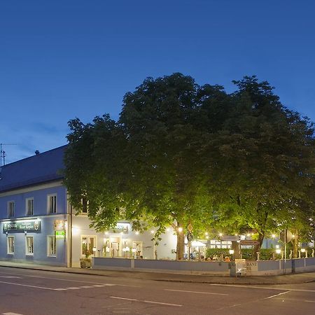 Hotel Blauer Karpfen Oberschleissheim Exterior foto